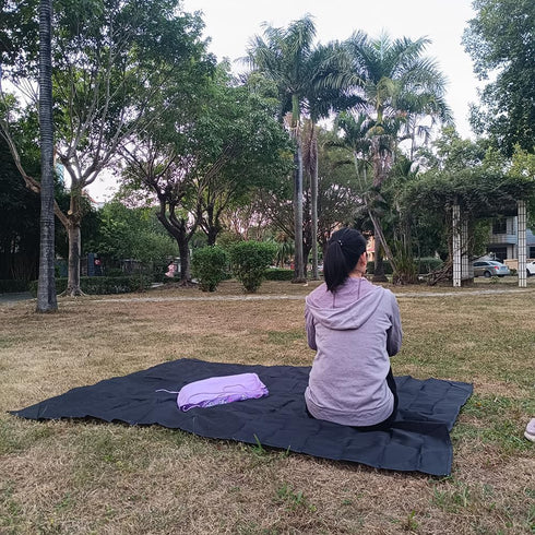 Pocket Blanket, 55”*79” Outdoor Foldable Compact Lightweight Tarp for Concert Festival Travel Backpacking Hiking, Beach Blanket Sandproof, Easily ...